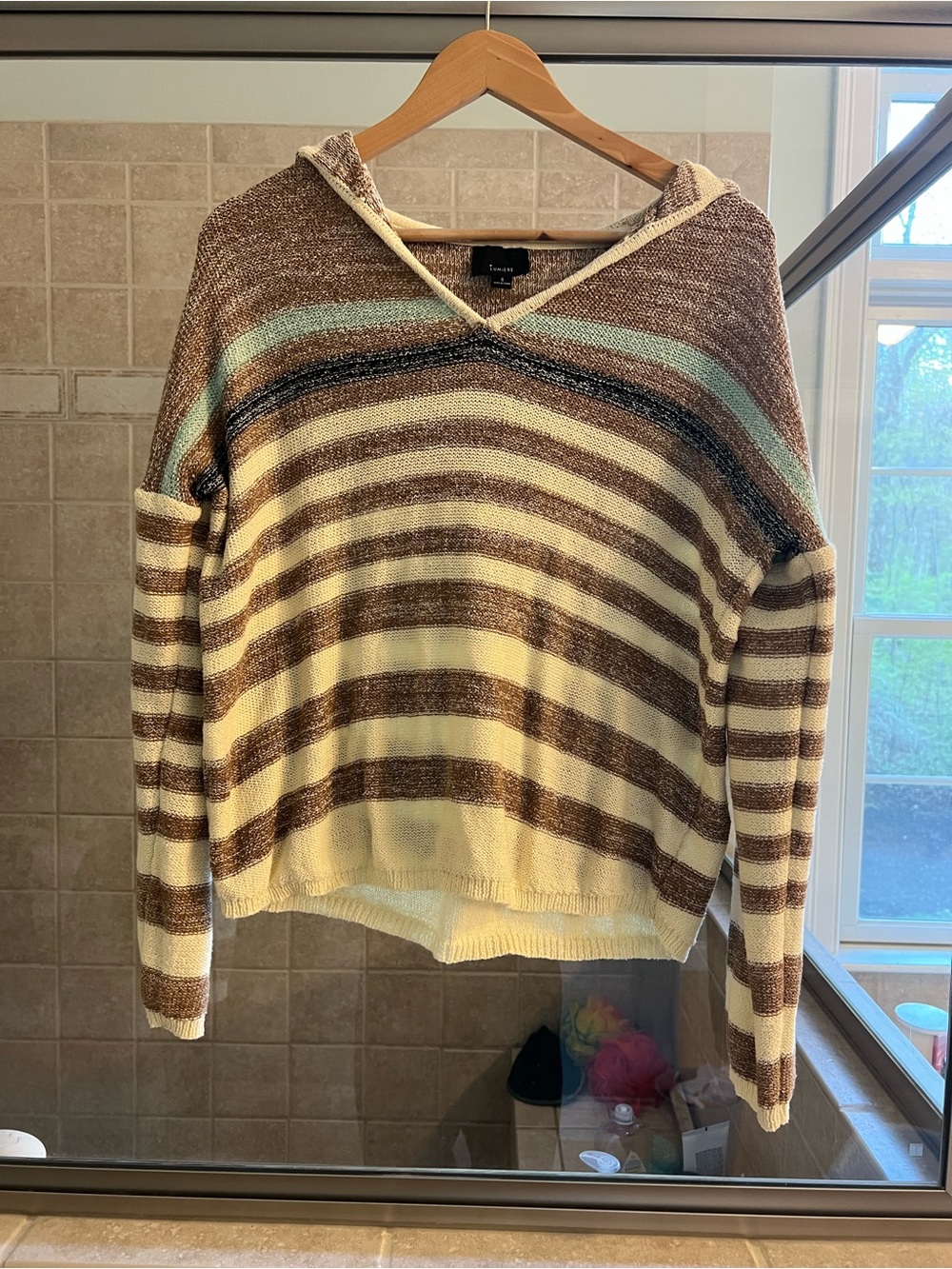 Lumiere light sweater